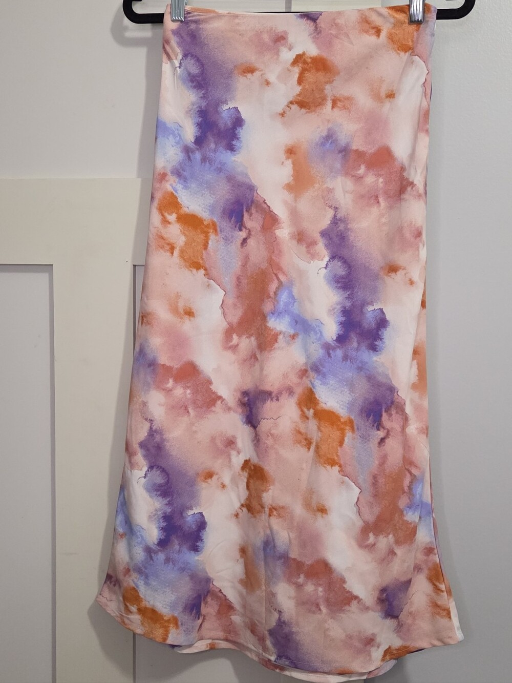 Forever 21 Watercolor Midi Skirt in Peach, Lavender, and Coral Hues - Picture 3 of 6